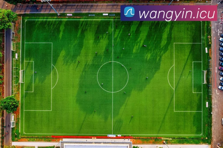 优势仅剩1分！巴萨将帅集体炮轰裁判：又是他 2年2次误判